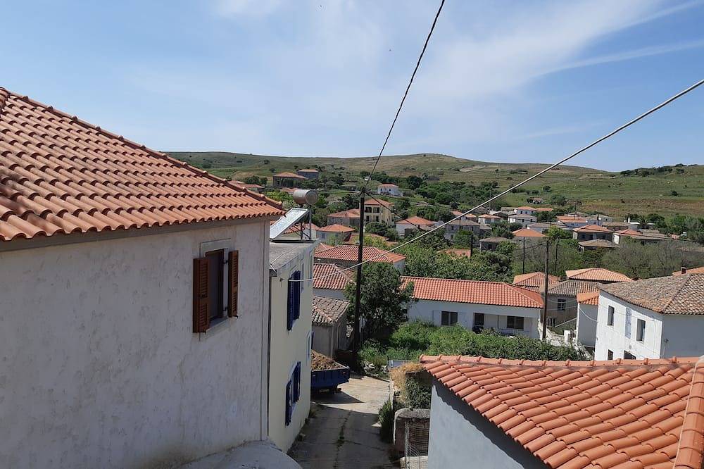 Old house Villa, Moudros, Kaminia, Limnos, Lemnos limnos holidays in Limnos