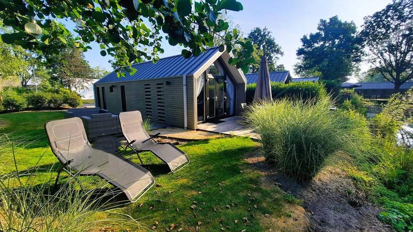 Appartement voor 4 personen, with Terras and Tuin as well as Kinderzwembad and Zwembad aan het Veluwemeer
