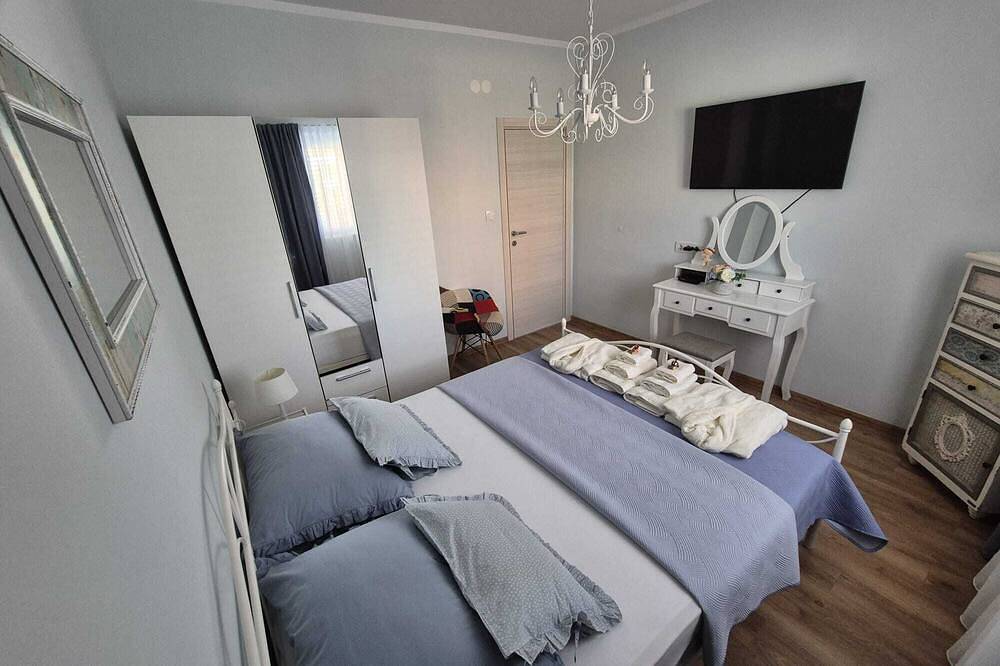 Villa Susann with swimming pool -Šibenik in Šibenik, Condado de Šibenik-Knin