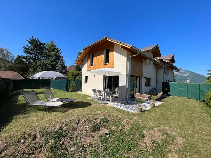 Villa pour 6 personnes, avec jardin et vue sur le Lac d'Annecy - 2