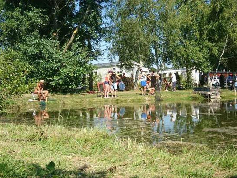 Camping La Garenne de Moncourt - Mobilhome 4 personnes - M- Home 2ch étang lit superpsé in Rue (homonymie), Région d'Abbeville