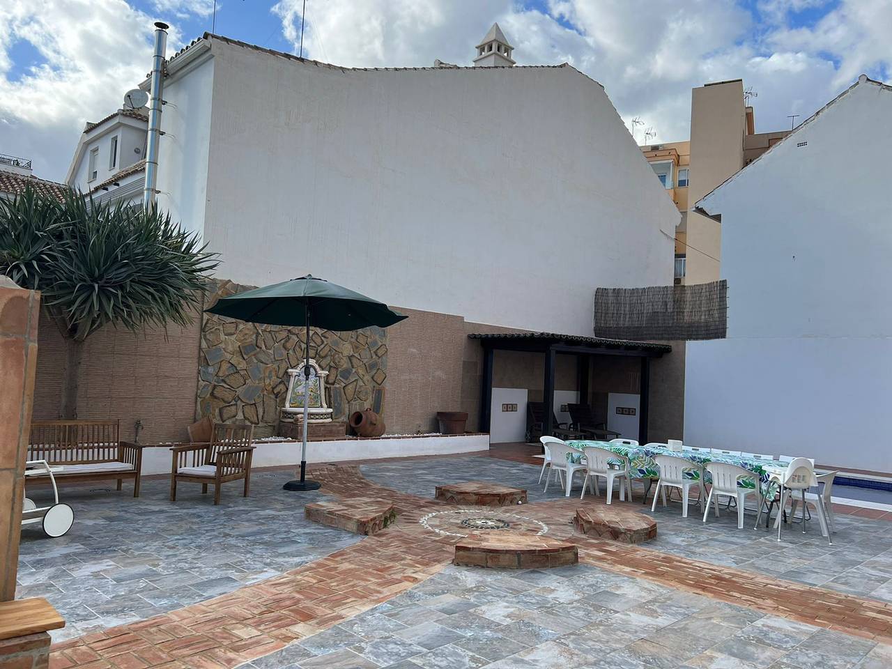 Villa for 14 people with garden in Fuengirola, Costa del Sol