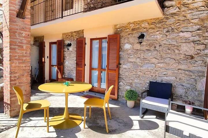 Gîte pour 4 personnes dans Massino Visconti