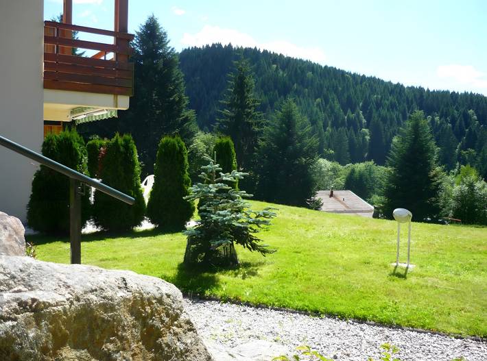 Appartement entier, Charmant appartement dans chalet, en rez-de-jardin in Gérardmer, Parc naturel régional des Ballons des Vosges