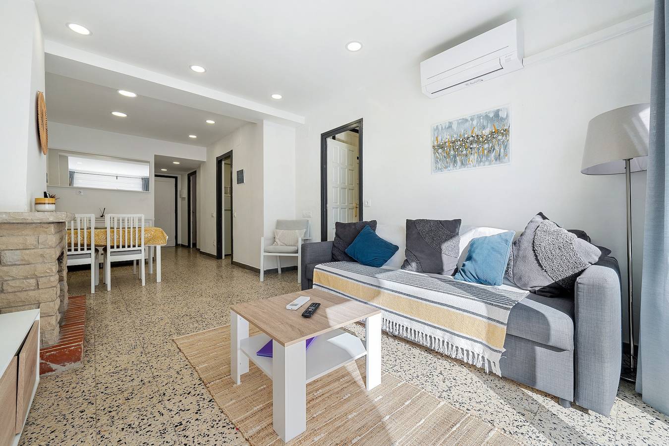 Apartamento entero, Apartamento 'Sonrisita' con vistas al mar, Wi-Fi y aire acondicionado in Miami Playa, Costa Dorada
