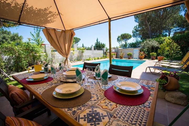 Location de vacances pour 10 personnes, avec jardin à Vidreres - 4