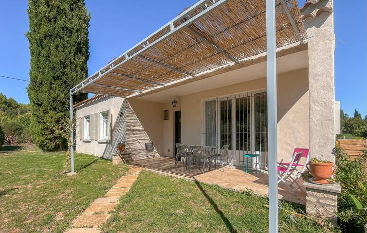 Maison de vacances pour 6 personnes, avec terrasse à Fontvieille