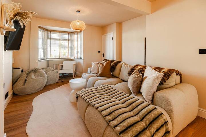 Casa vacanza per 6 persone, con Idromassaggio a Cambridge
