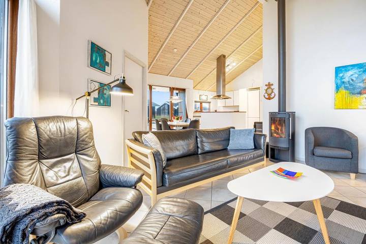 Ferienhaus für 8 Personen, mit Balkon/Terrasse und Whirlpool sowie Sauna in Thorsminde - 4