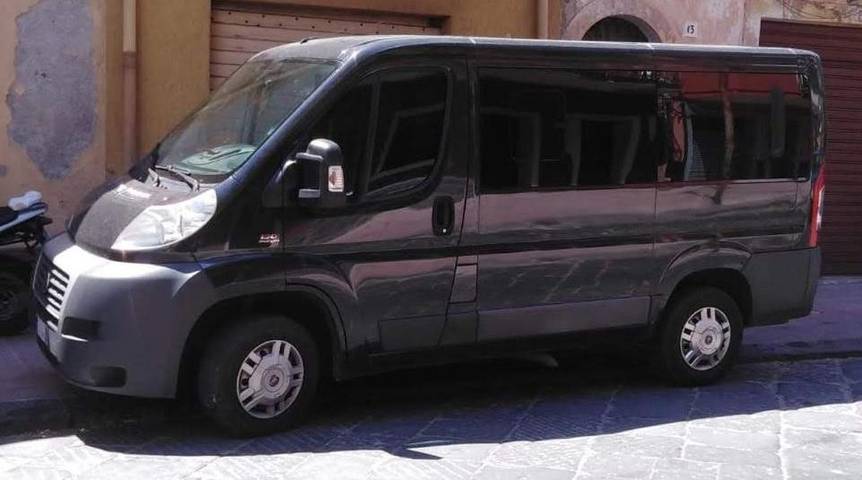 Location de vacances pour 3 personnes, avec vue ainsi que jardin et piscine à Francavilla di Sicilia - 2