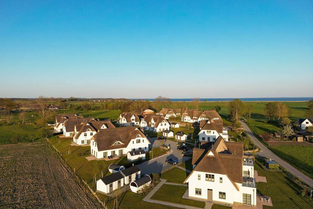 Ferienhaus Lasse Thoresen 25 - Inseldomizil Stolpe - Urlaub unter Reet auf in Stolpe auf Usedom, Usedom