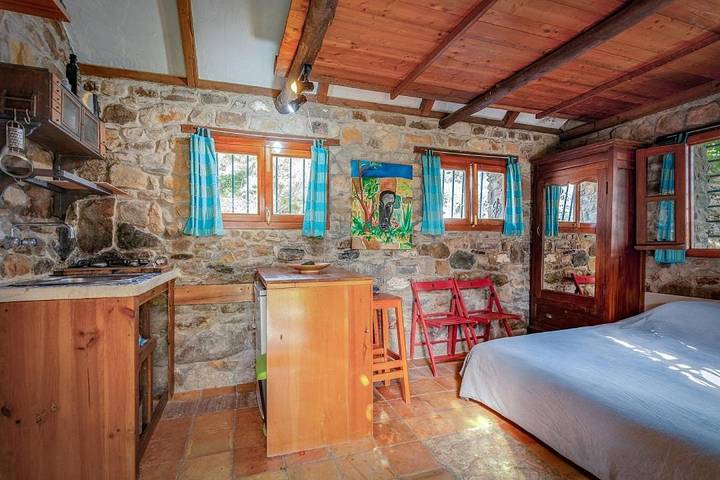 Casa rural para 2 personas, con Terraza además de Jardín y Vistas en Las Rozas - 3