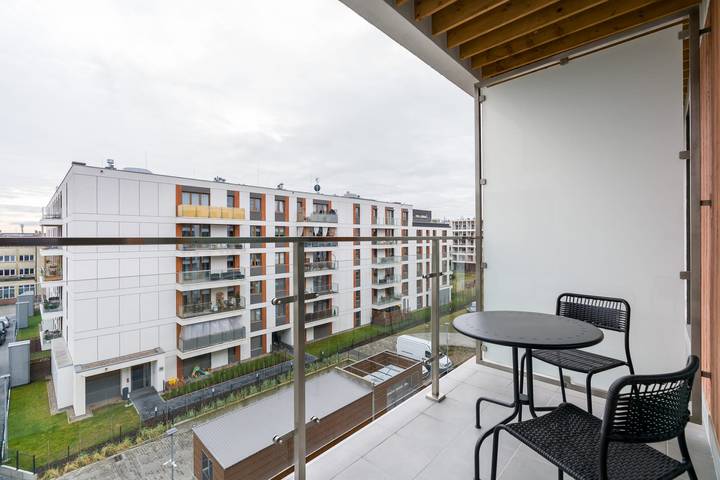 Entire apartment, Two Bedroom Apartment | Balcony | Parking. in Poznan, Greater Poland