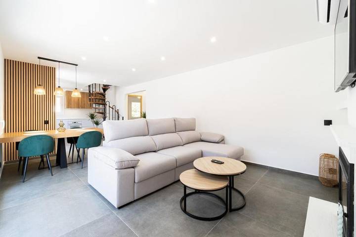 Casa rural para 8 personas, con Terraza y Piscina en La Secuita