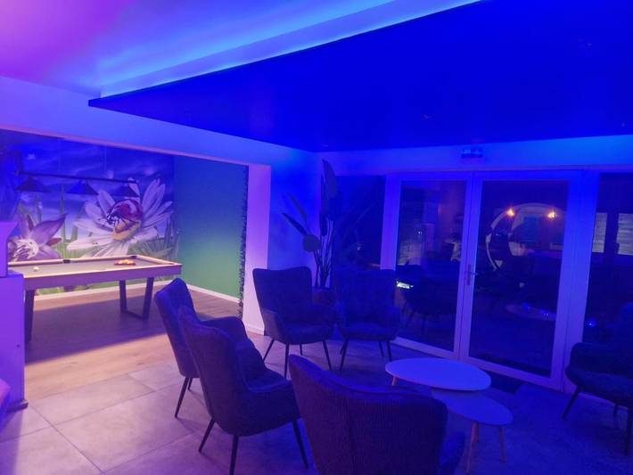 Location de vacances pour 8 personnes, avec sauna ainsi que jacuzzi et jardin à Sailly-sur-la-Lys - 3