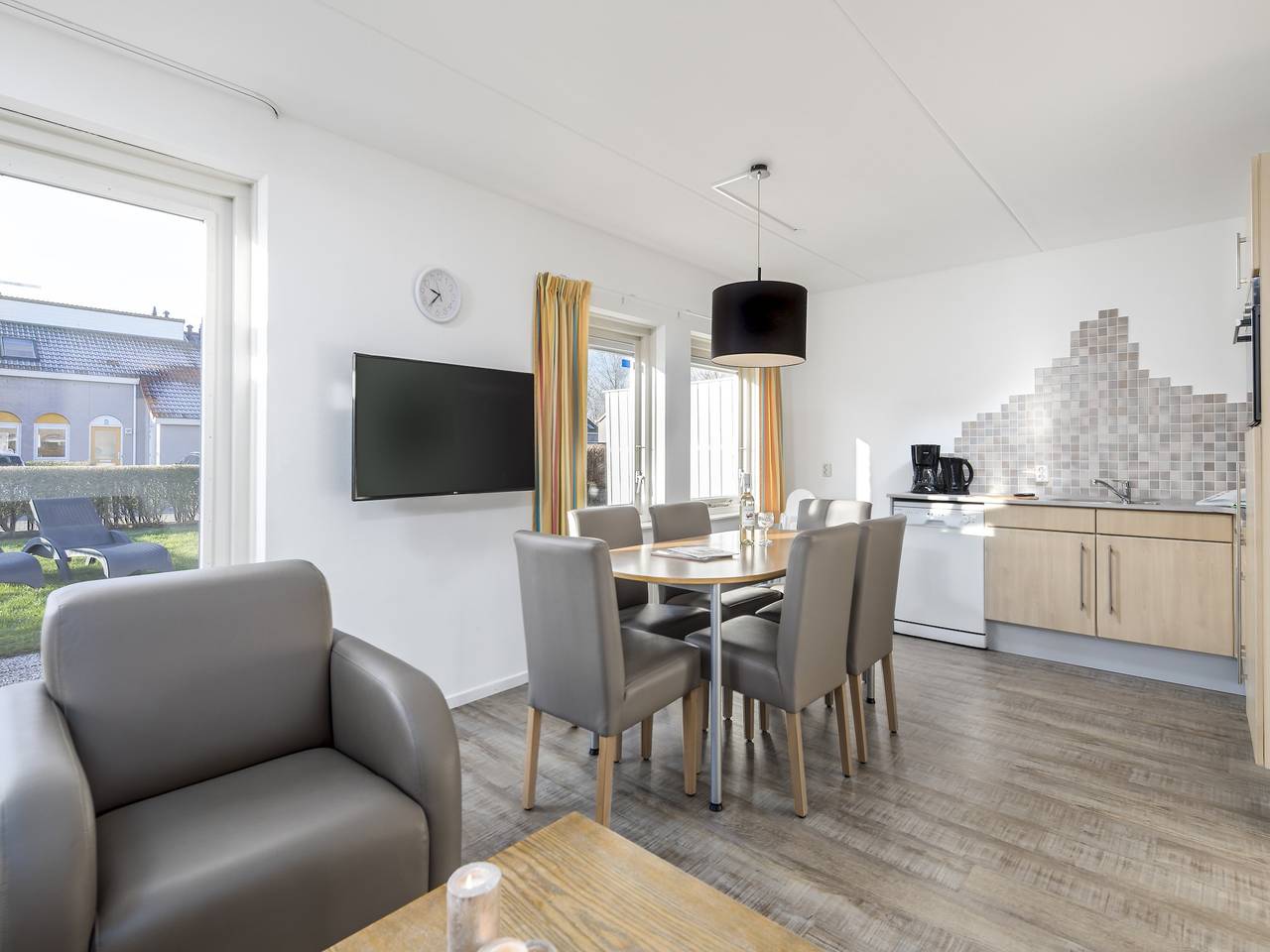 Bungalow en Renesse cerca del Mar del Norte in Playa de Renesse, Renesse