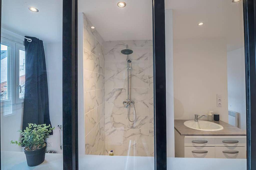Appartement entier, One-Bedroom Apartment in Tarbes, Hautes-Pyrénées