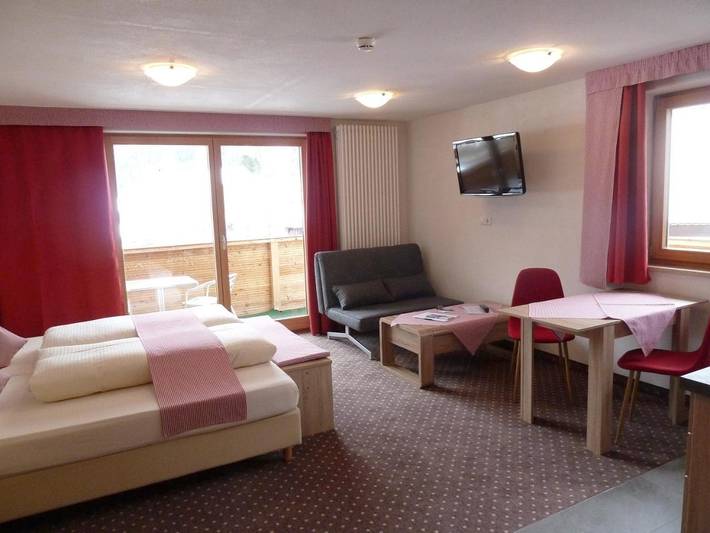 BnB für 2 Personen, mit Balkon und Sauna sowie Ausblick in Tannheimer Tal - 3