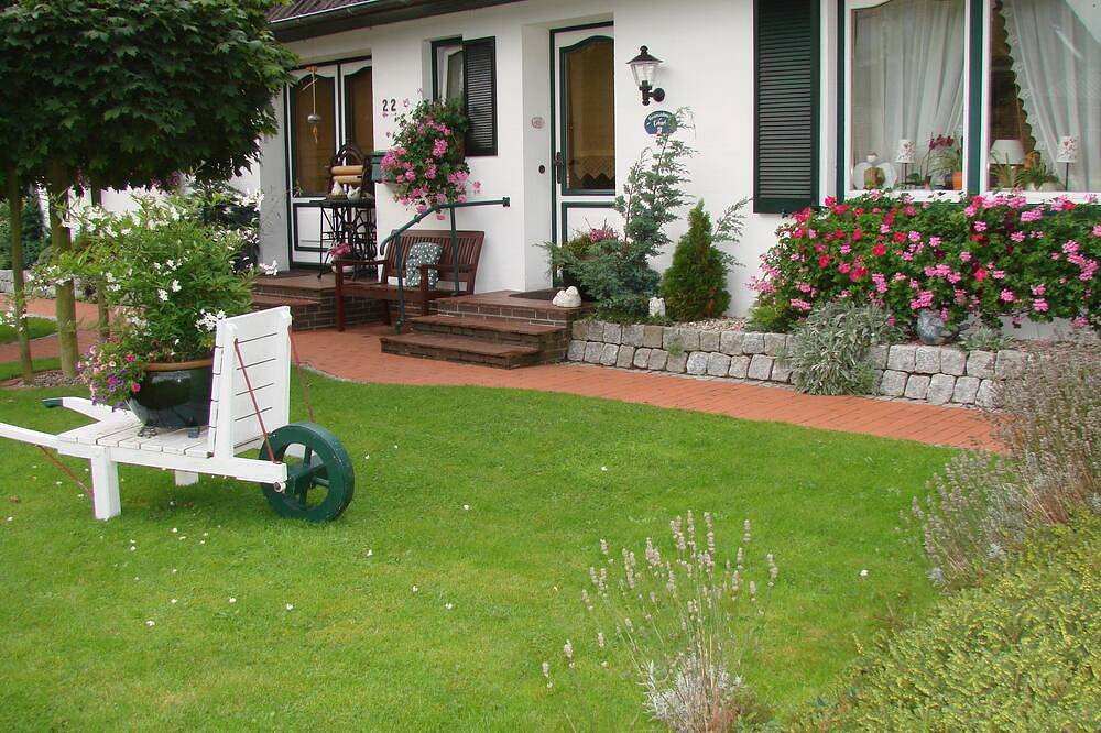 Apartamento inteiro, Atraente, apartamento inundado de luz perto de Husum / Mar do Norte in Schwabstedt, Eider-Treene-Sorge