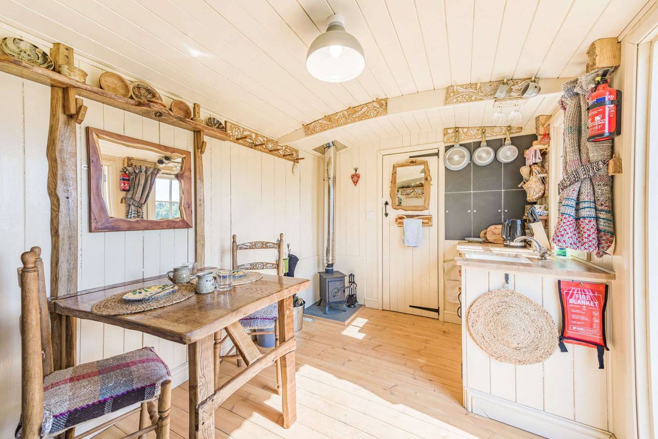 Littlestock Shepherds Hut in Oxfordshire
