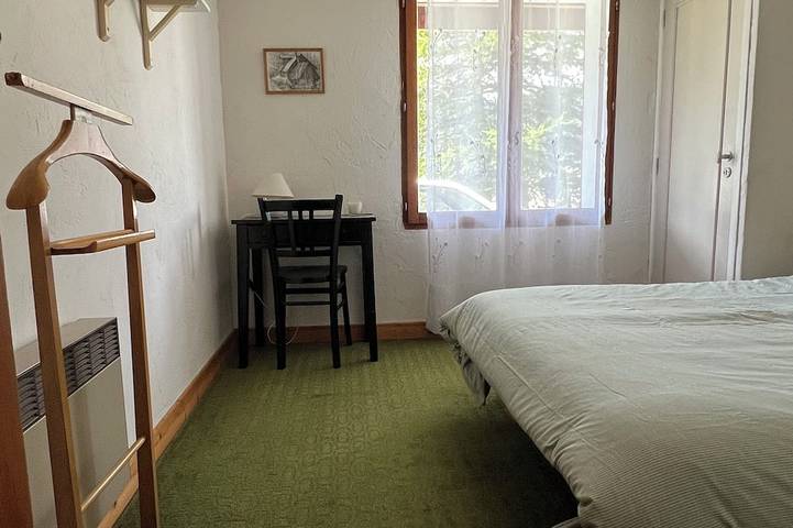 Gîte pour 4 personnes, avec terrasse et jardin à Molines-en-Queyras - 3