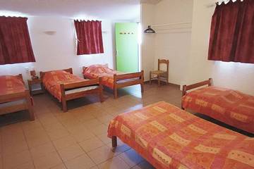 Chambre D’hôte pour 15 Personnes dans Prugnanes, Région de Perpignan, Photo 2