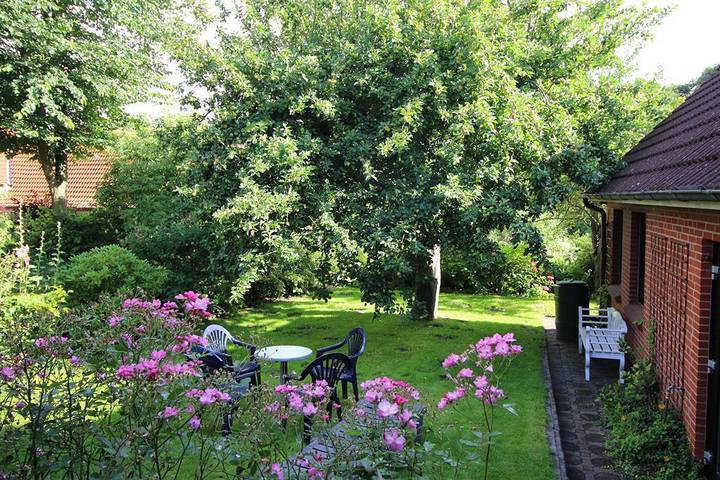 Ferienwohnung für 2 Personen, mit Terrasse und Garten in Garding