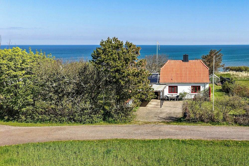 Fischerhaus mit Meerblick in Cold Hawaii in Hanstholm, Dänemark an der Nordsee