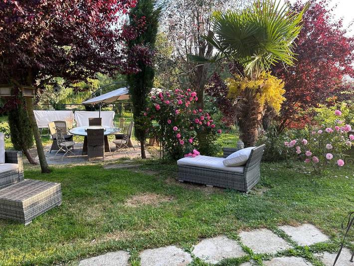 Maison d’hôte pour 6 personnes, avec Terrasse et Jardin ainsi que Piscine et Vue