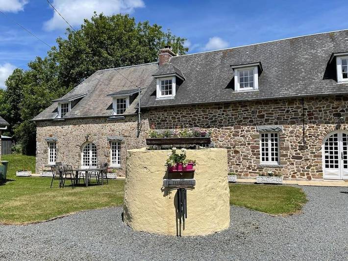 Location de vacances pour 5 personnes, avec Terrasse et Jardin à Notre-Dame-de-Cenilly - 2