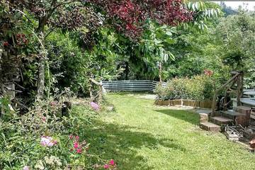 Gîte pour 5 personnes, avec jardin dans Carrodano Inferiore