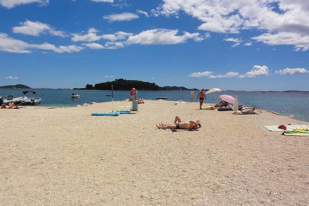Appartamento vacanze a Zara a partire da 72€ a notte