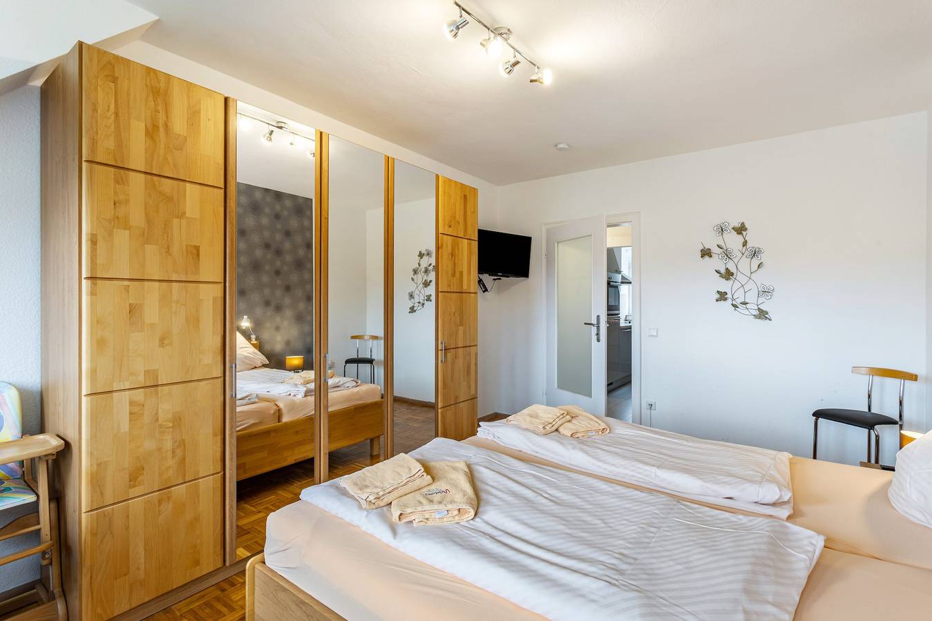 Ganze Wohnung, Ferienwohnung 'Gästehaus Centrum Typ 15' mit Balkon und Wi-Fi in Willingen, die Mittelgebirge