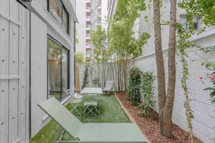 BnB für 6 Personen, mit Garten und Ausblick sowie Pool in Paris