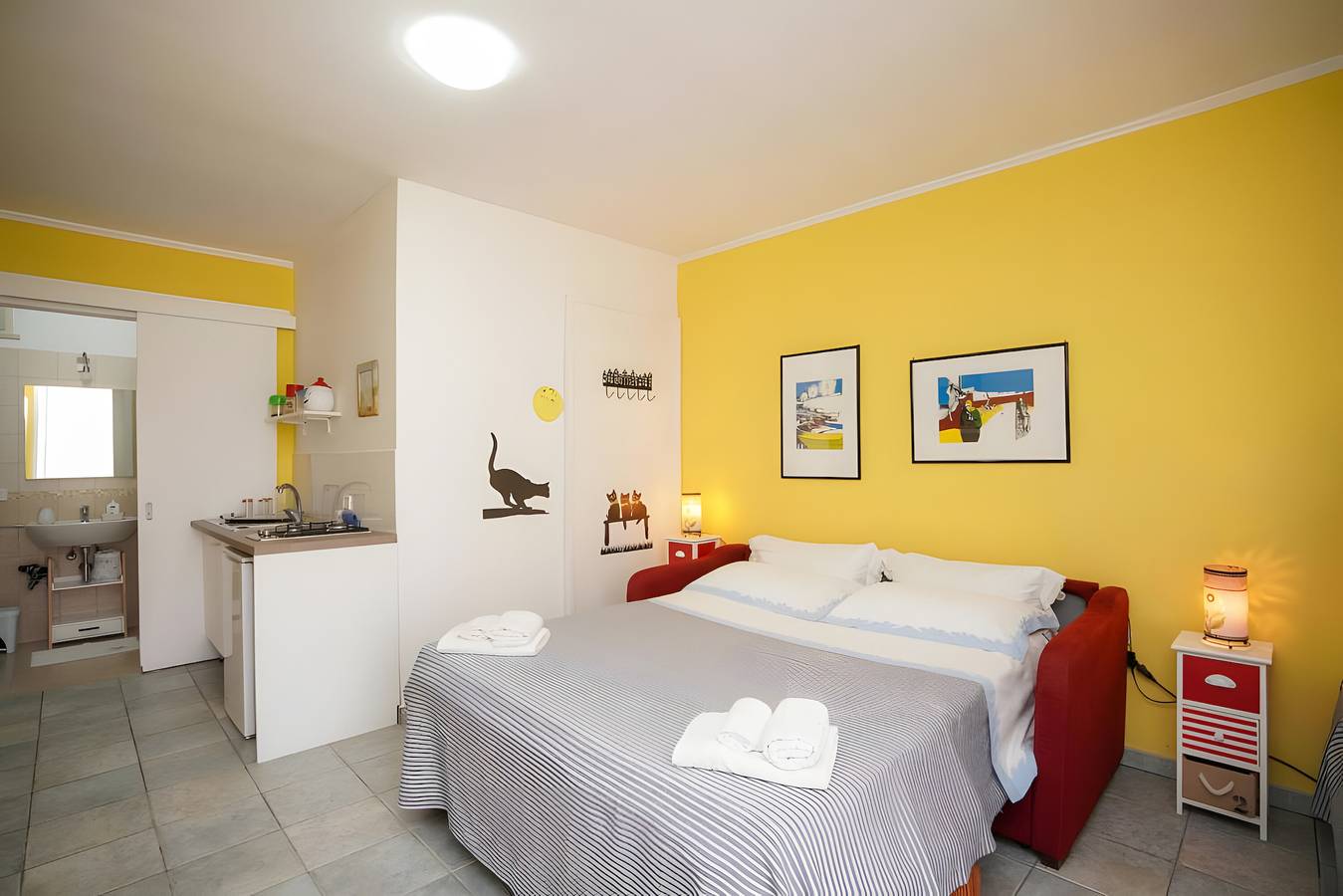 Geheel appartement, Appartement 'Monolocale' met Uitzicht op het Meer, Wi-Fi en Airconditioning in Ontranto en omgeving, Provincie Lecce