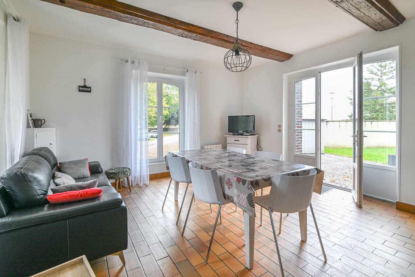 Appartement entier, Le parc du château - Dépendance du château in Ryes, Région de Bayeux