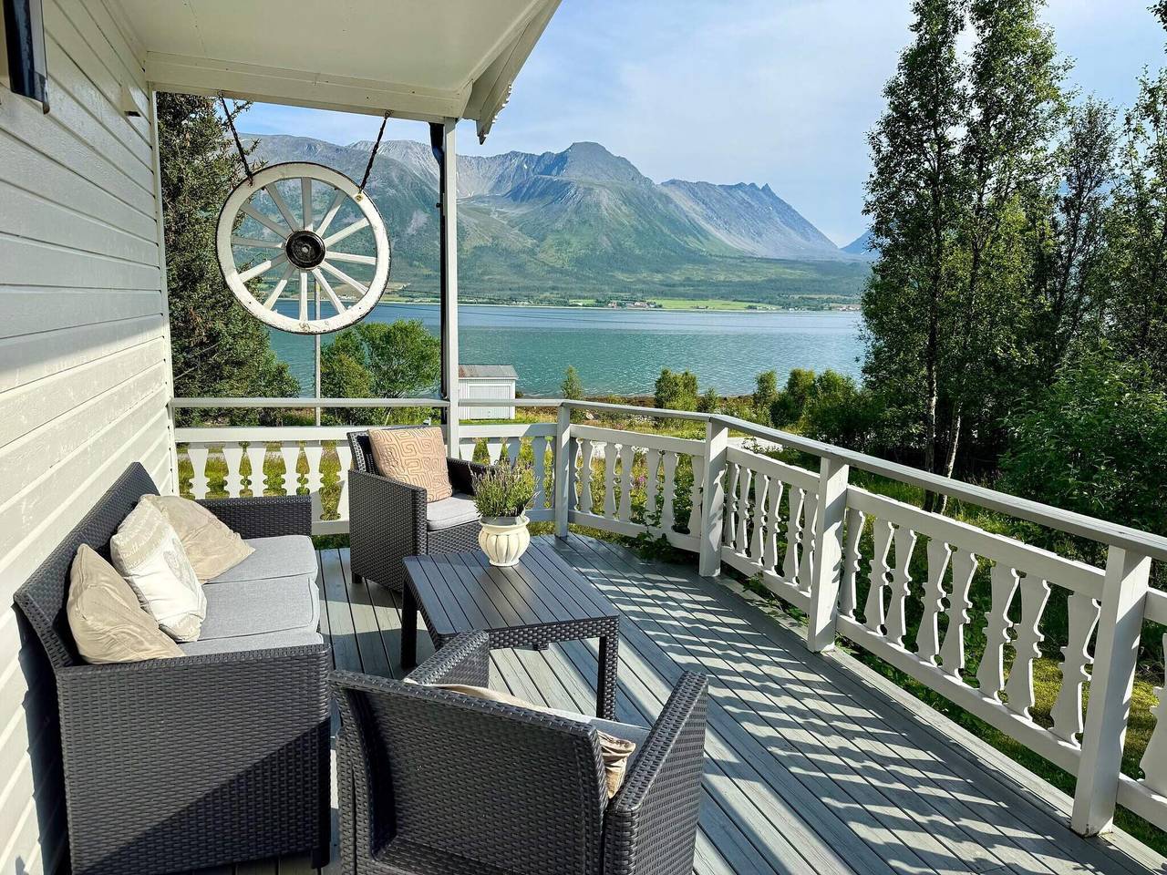 Refuge en bord de mer a Lyngen in Lyngen