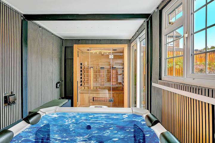 Maison de vacances pour 7 personnes, avec terrasse et jardin ainsi que sauna et jacuzzi - 1
