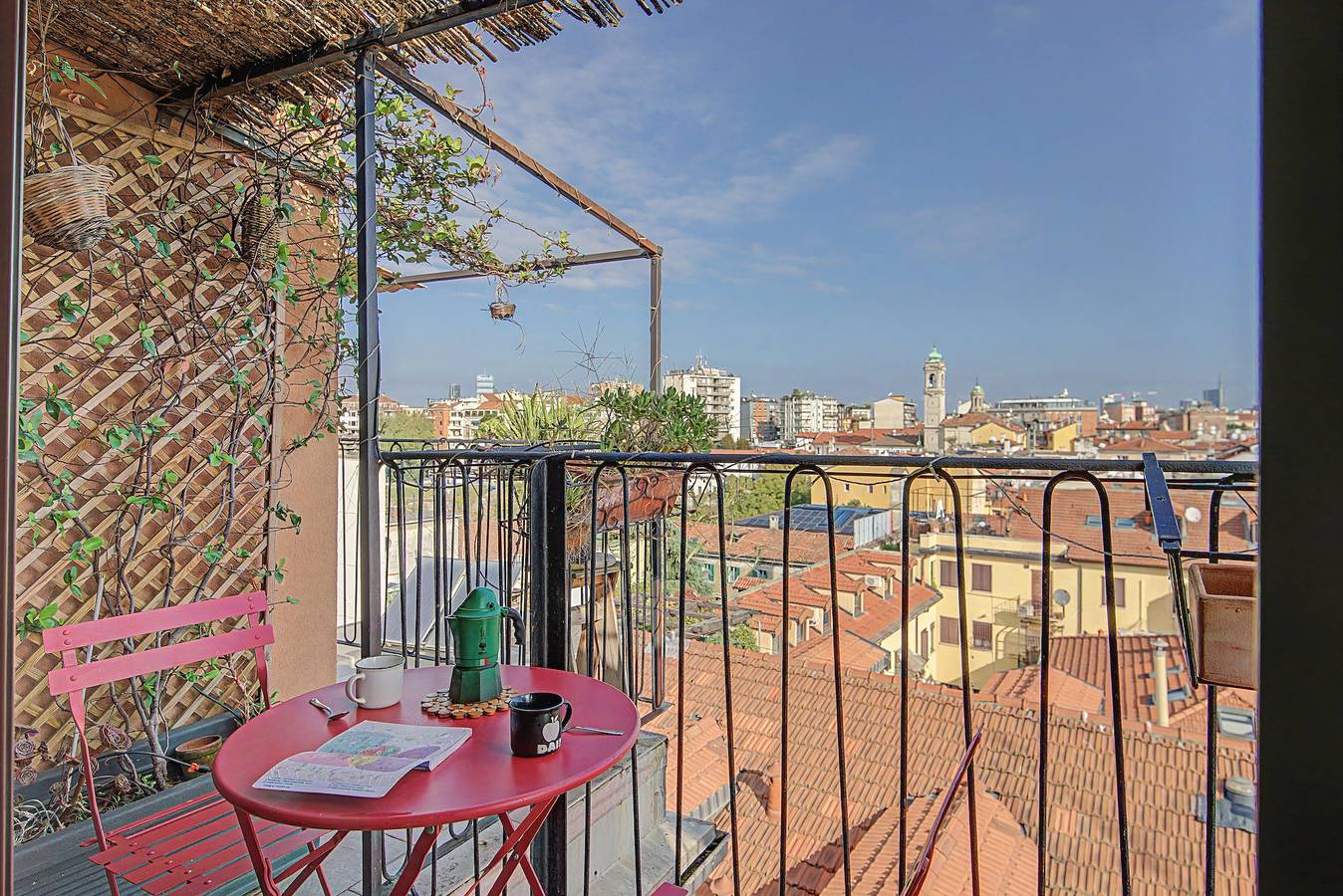 Apartamento entero, Apartamento 'Cozy Nest Milano' con terraza privada, Wi-Fi y aire acondicionado in Milán, Provincia de Milan
