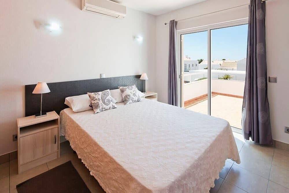 Villa Manuel - 4 Schlafzimmer Villa, zu Fuß zum Strand, Restaurants und Supermarkt in Guia, Faro Distrikt