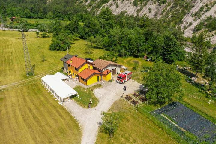 Location de vacances pour 2 personnes, avec jardin et vue, animaux acceptés à Moggio Udinese