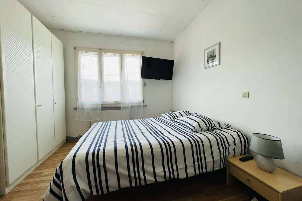 Entire apartment, Léon in La Vôge-les-Bains, Épinal region