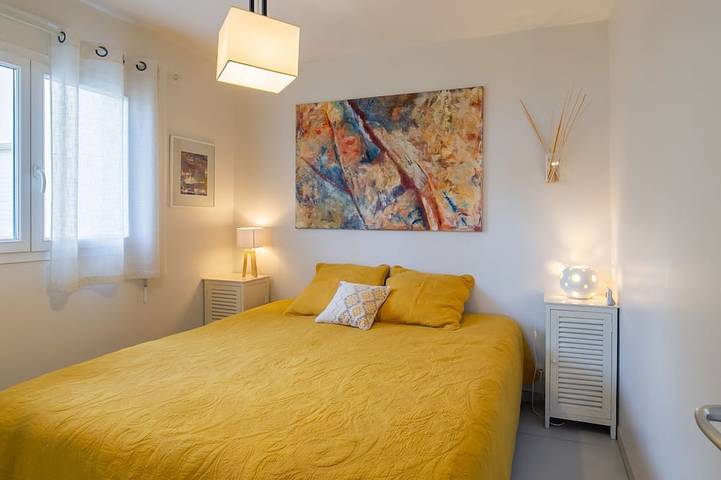 Gîte pour 2 personnes, avec jardin dans Plage de Kerfissien - 2