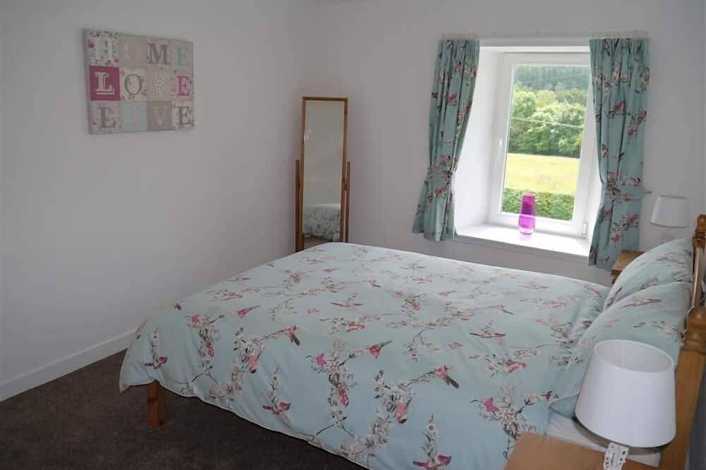Swallow Cottage -  a cottage that sleeps 6 guests  in 3 bedrooms in Dalbeattie, Dumfries and Galloway