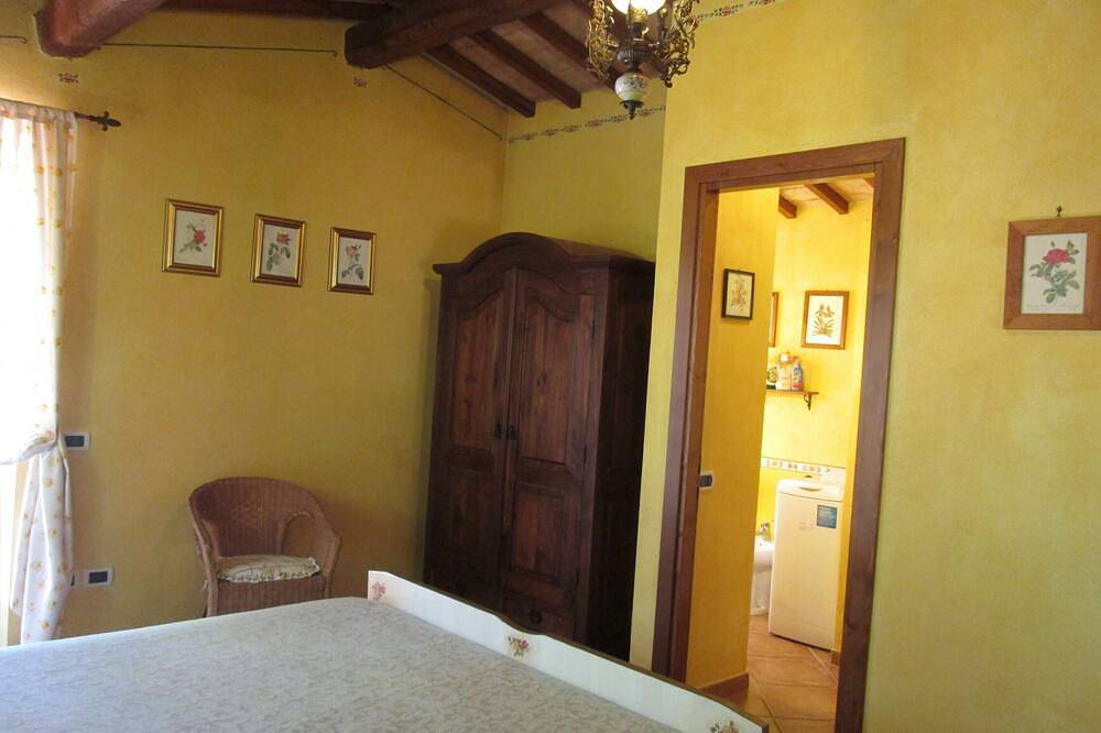 Casale Eredità Ostern in Orte 70 km nördlich von Rom Privater Pool x 6 Personen in Orte, Terni Provinz