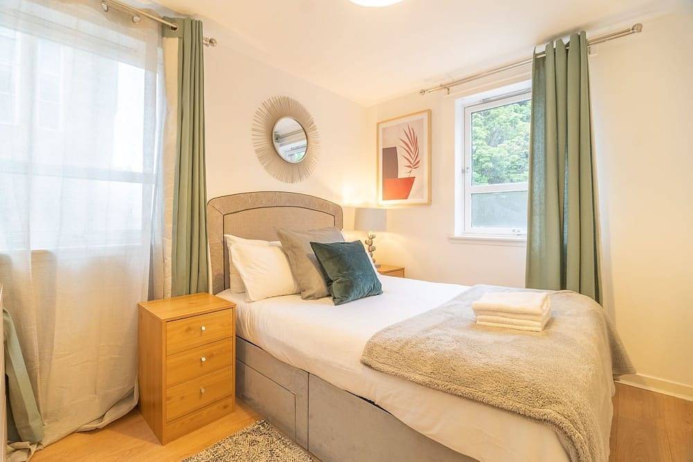 Ganze Wohnung, Apartment-Economy-Eigenes Badezimmer-Parkblick-Ground Floor in Glasgow, Greater Glasgow und Clyde Valley