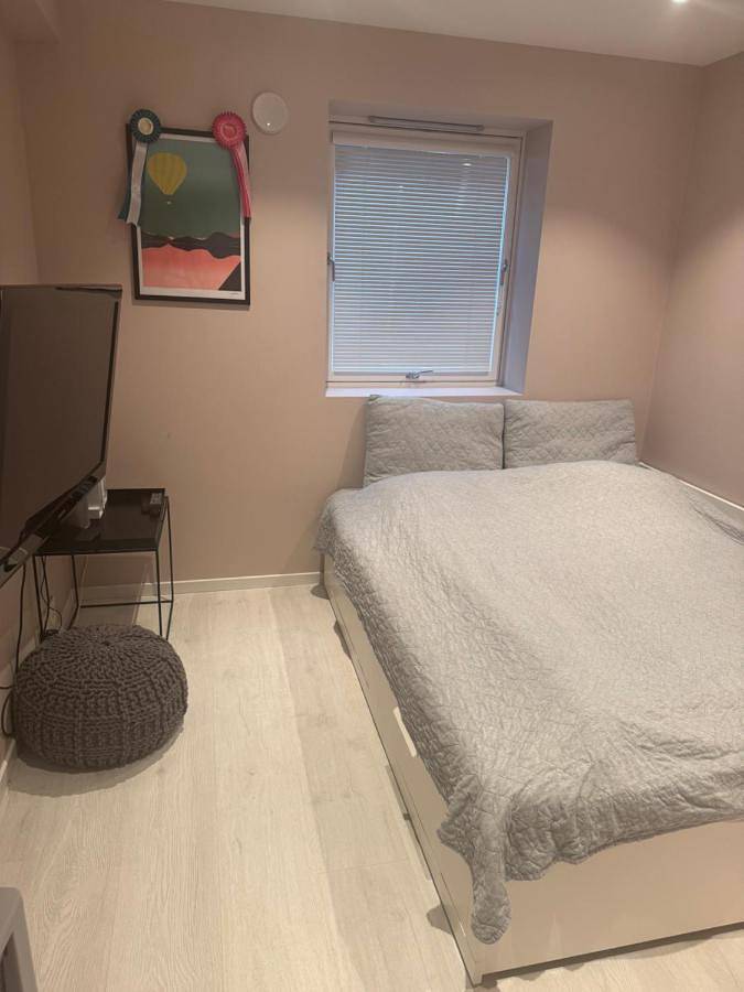 Villa med fantastisk uteplass! 10 sengeplasser! in Ålesund