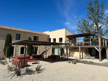 Maison De Vacances pour 20 Personnes dans Tarascon, Région d'Arles, Photo 2