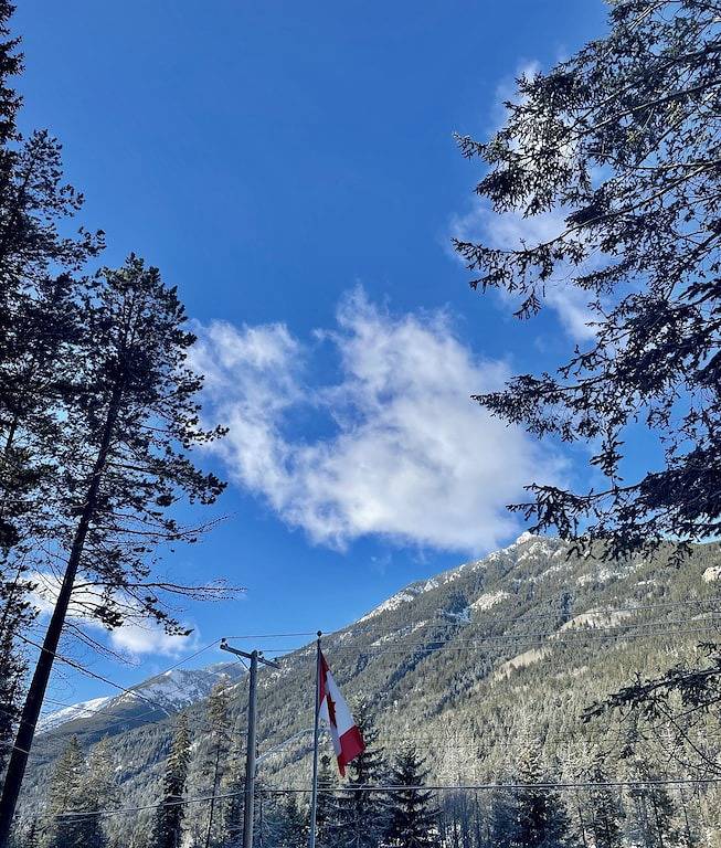 Vacation rental for 10 people, with pool and hot tub as well as balcony and garden in Panorama