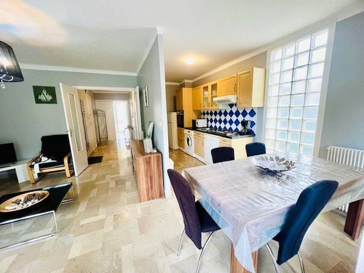 Gîte pour 2 personnes, avec terrasse à Amélie-les-Bains-Palalda - 4